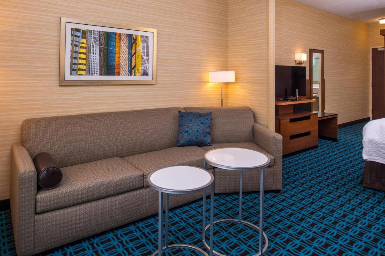 Hotel Fairfield & By Marriott St. Louis Westport Maryland Heights